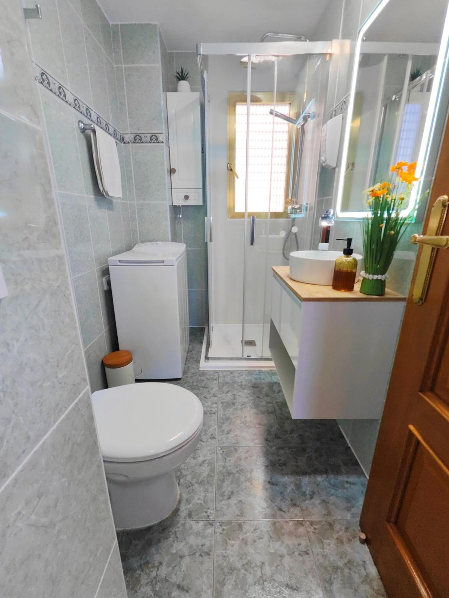 Acuarium Lux Apartment Бенидорм Екстериор снимка