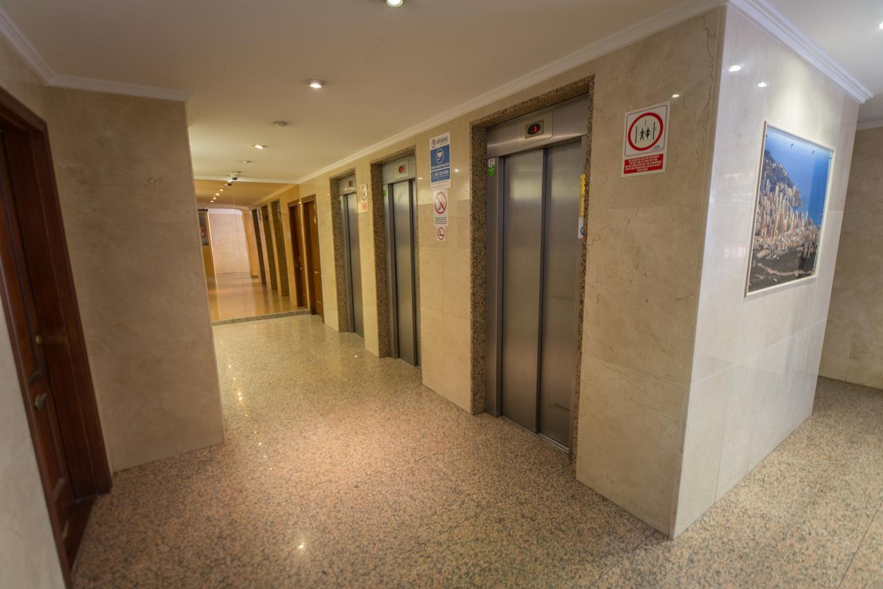 Acuarium Lux Apartment Бенидорм Екстериор снимка